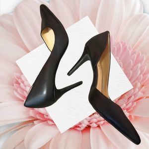 Jessica Simpson high heals